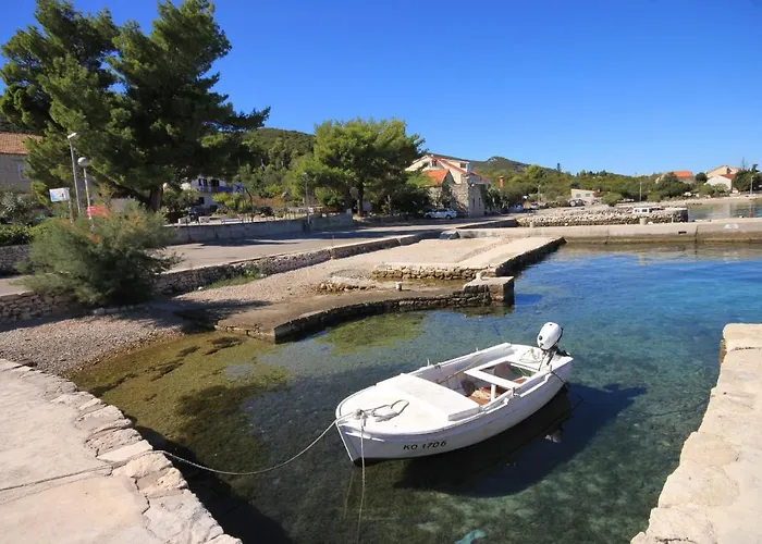 By The Sea Kneza, Korcula - 4365